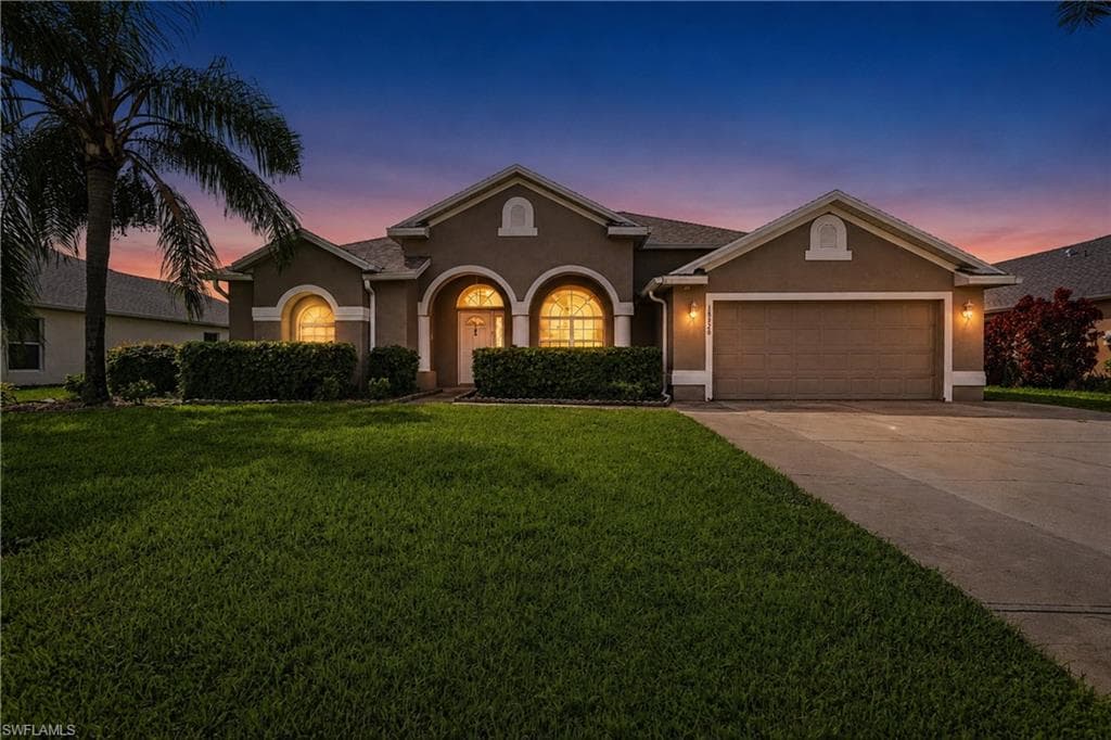18320 PLUMBAGO CT LEHIGH ACRES, FL 33972