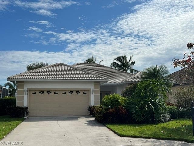 8010 Belmont CT NAPLES, FL 34113
