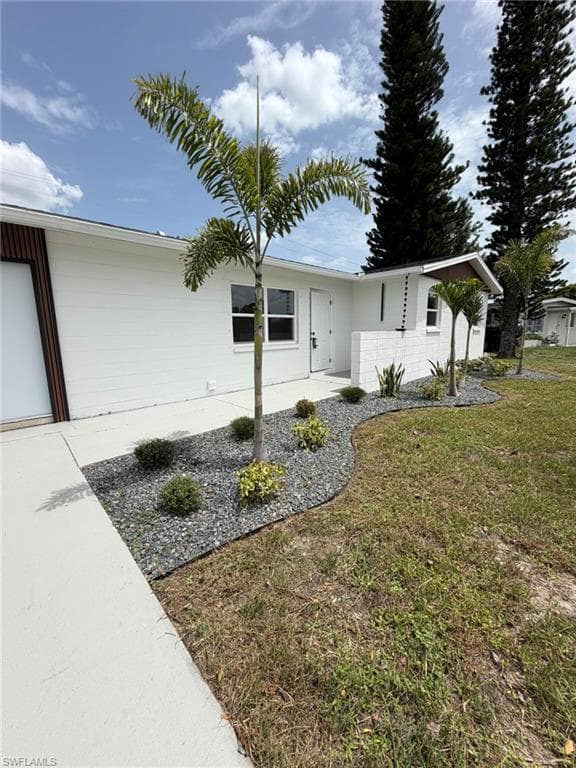 124 Andros ST LEHIGH ACRES, FL 33936