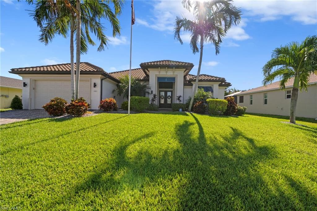 4401 SW 25th PL CAPE CORAL, FL 33914