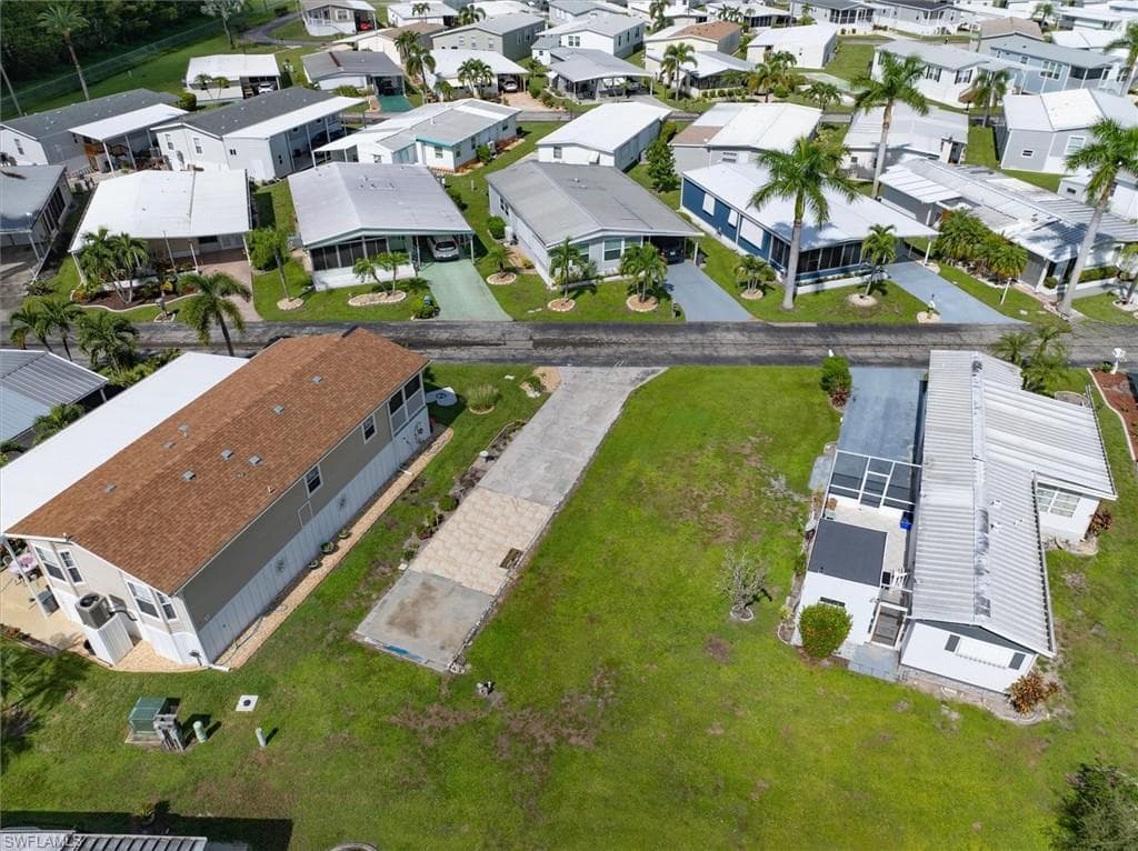 241 Daisy AVE FORT MYERS, FL 33908