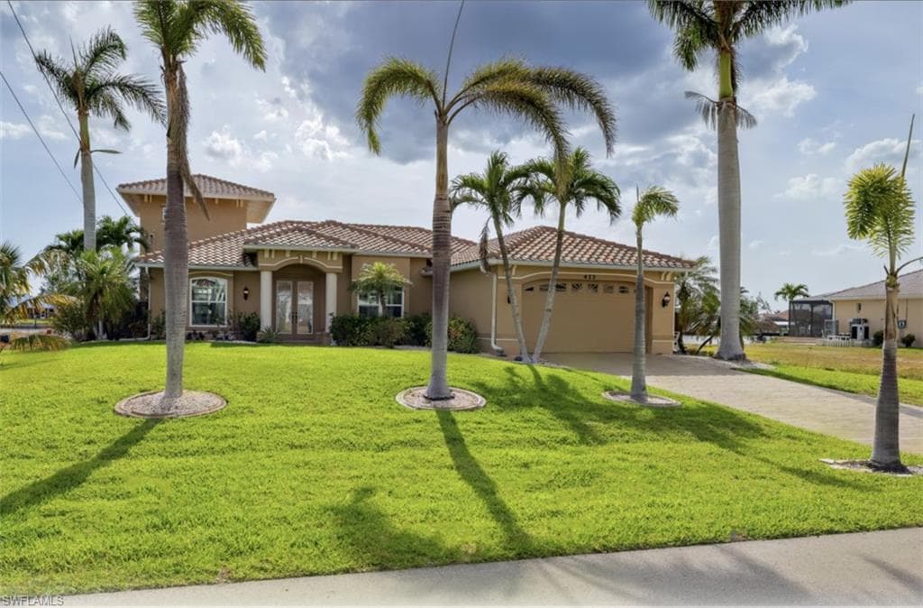 422 SW 33rd AVE CAPE CORAL, FL 33991