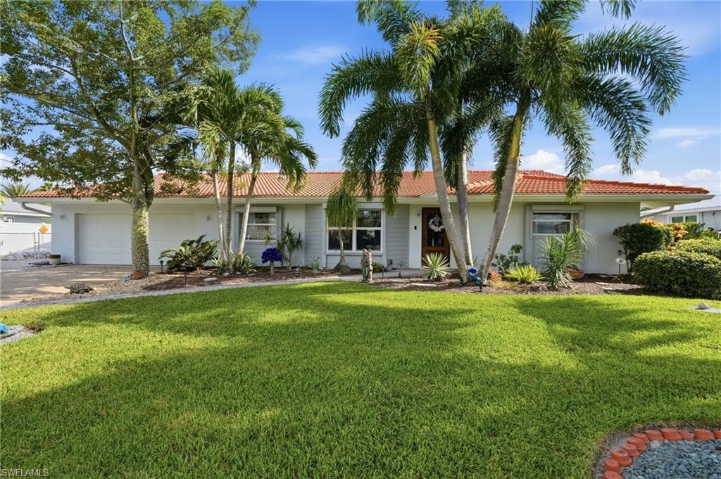1028 Edgemere DR FORT MYERS, FL 33919