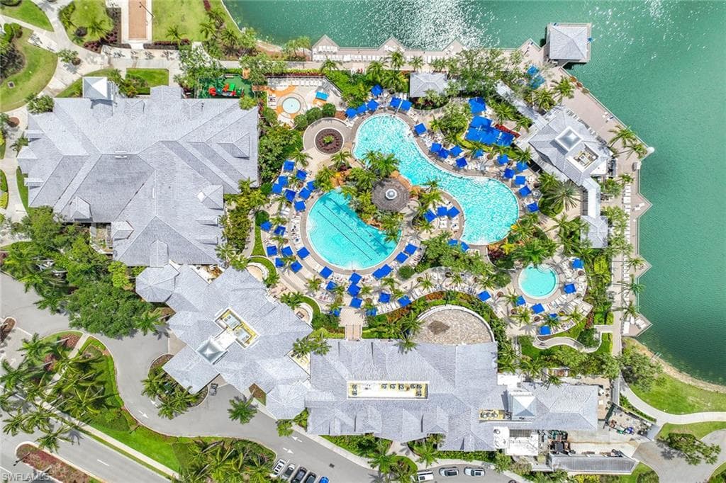 3955 Deer Crossing CT 103 NAPLES, FL 34114