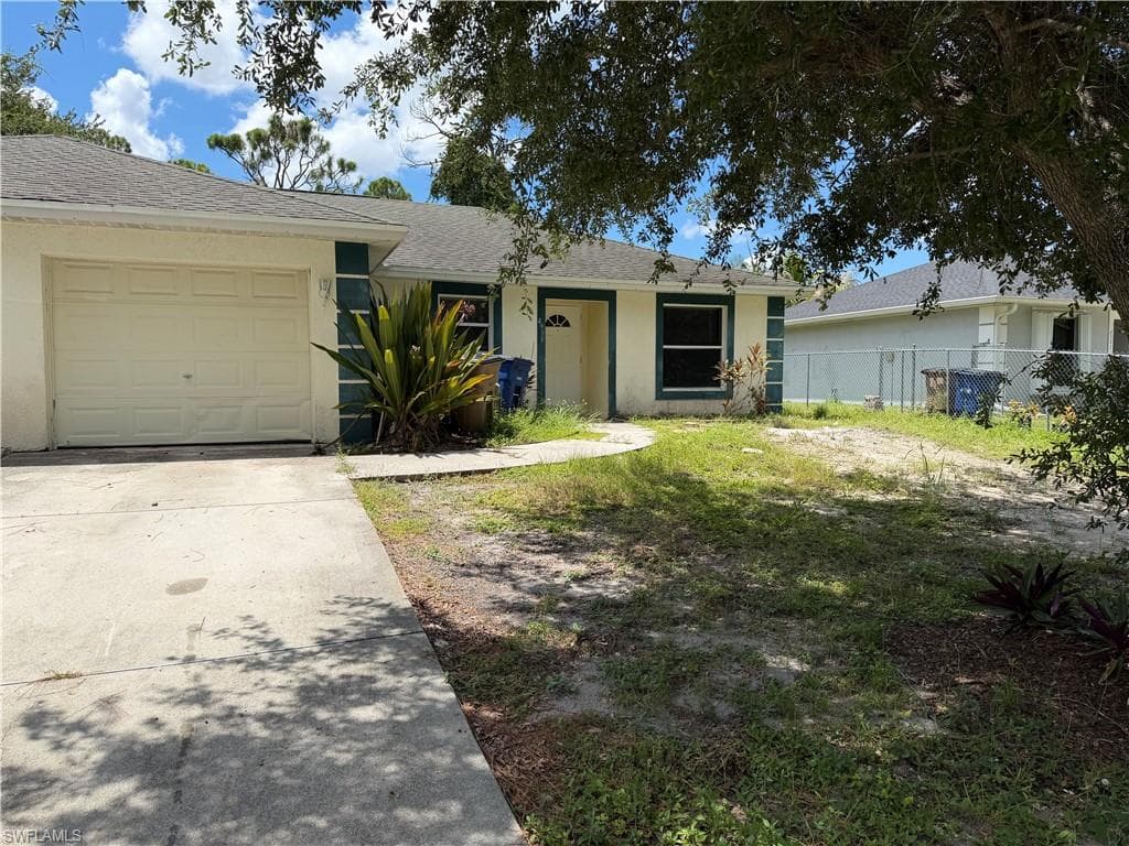 4939 Leonard BLVD S LEHIGH ACRES, FL 33973