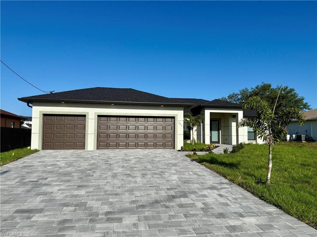 302 SW 14th AVE CAPE CORAL, FL 33993
