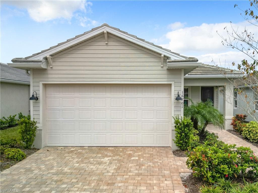 16701 Seasons Coast DR BONITA SPRINGS, FL 34135