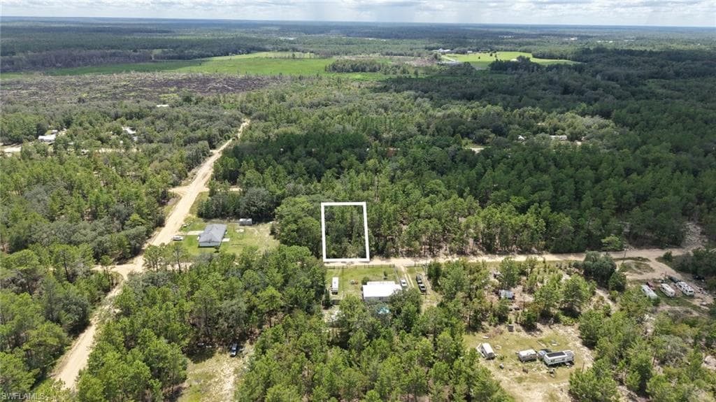 307 Himalayan St INTERLACHEN, FL 32148