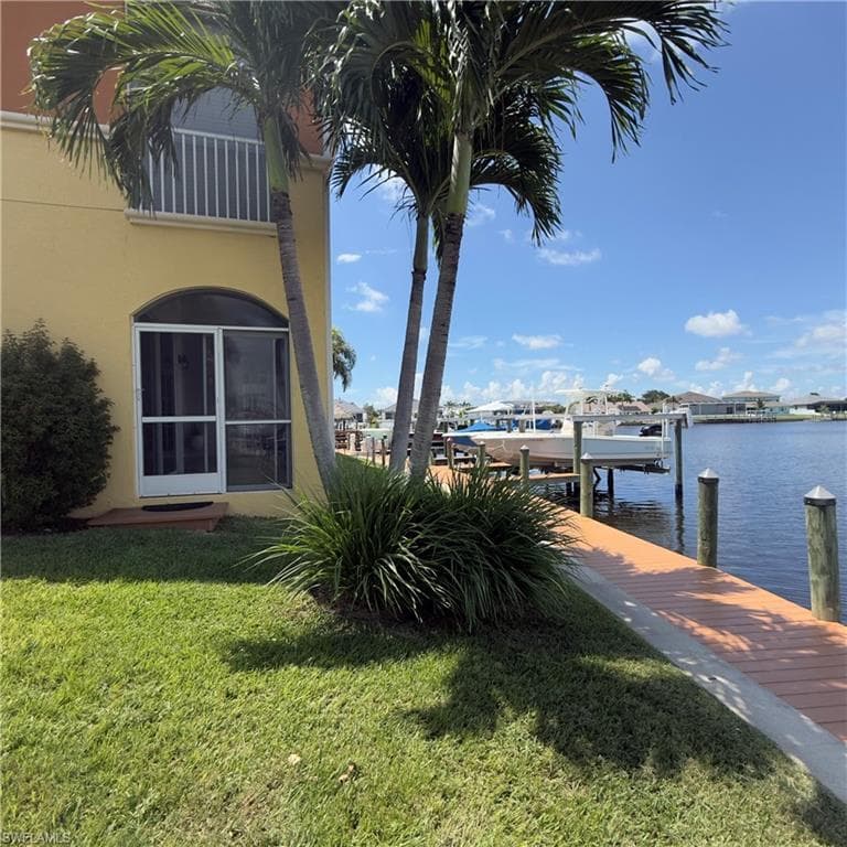 182 Shadroe Cove CIR 802 CAPE CORAL, FL 33991
