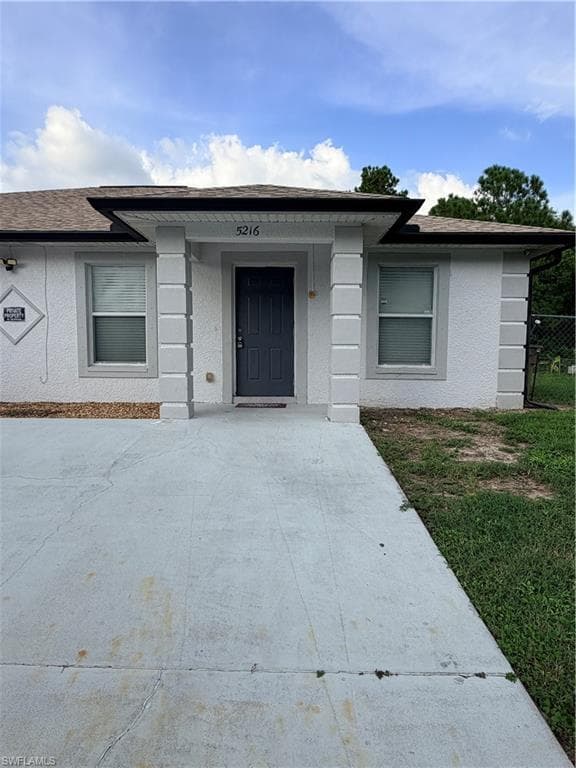 5216 28th ST SW LEHIGH ACRES, FL 33973