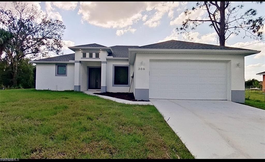 5901 Laura AVE N LEHIGH ACRES, FL 33971