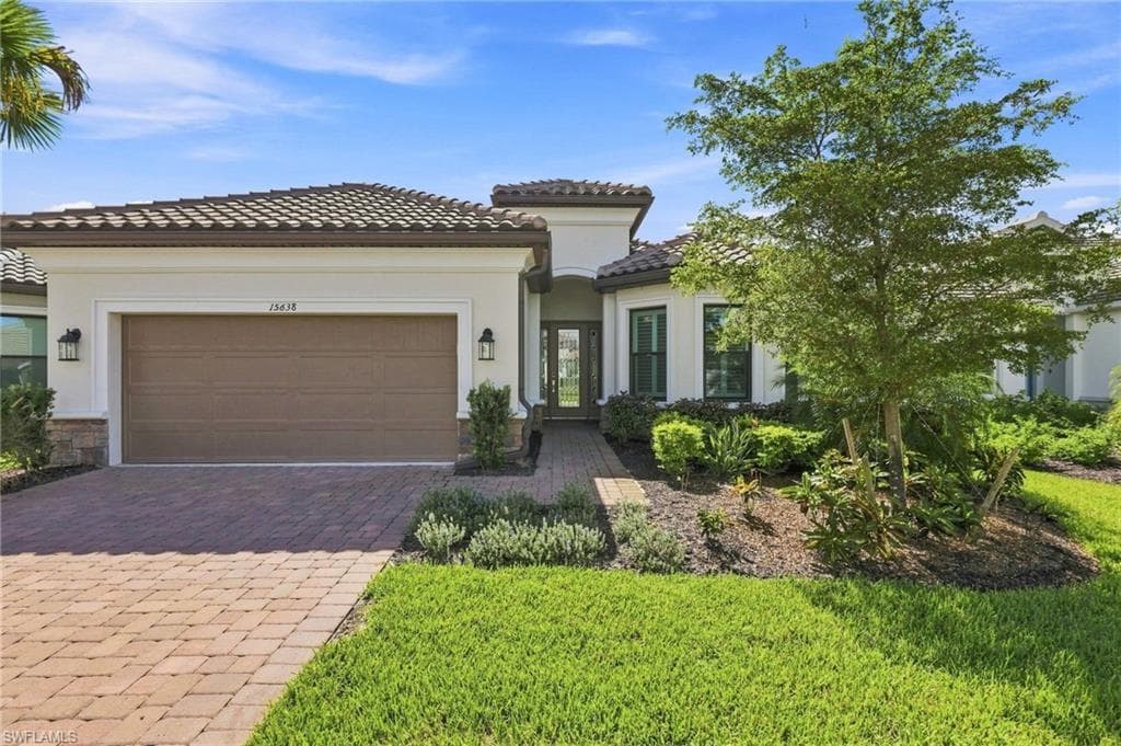 15638 Triesta LN NAPLES, FL 34114
