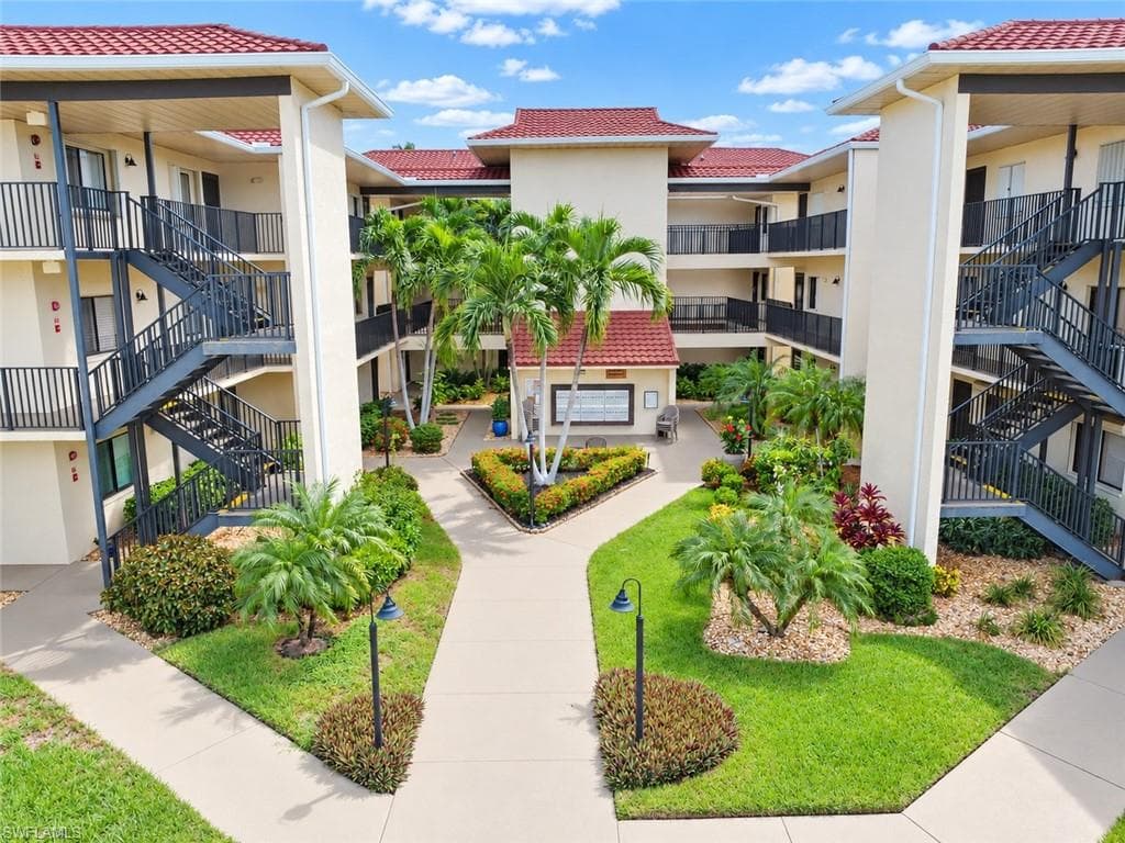 11220 Caravel CIR 308 FORT MYERS, FL 33908