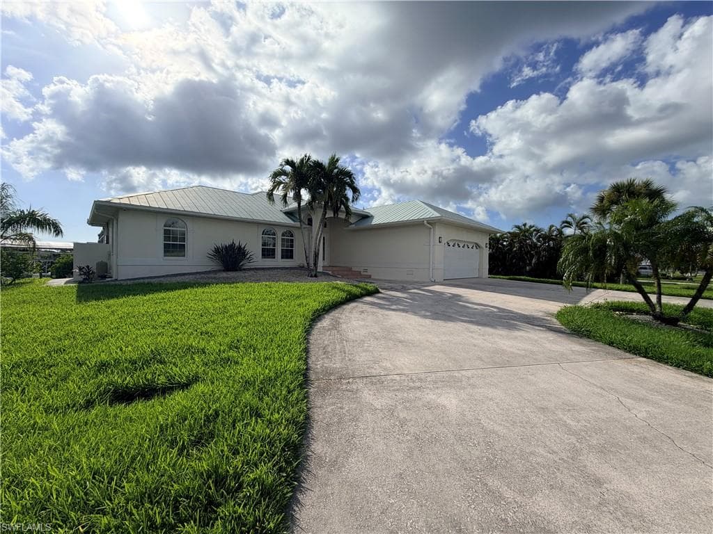 17721 Broadway AVE FORT MYERS BEACH, FL 33931
