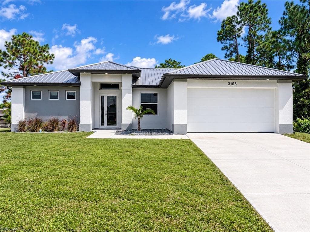 3108 19th ST SW LEHIGH ACRES, FL 33976