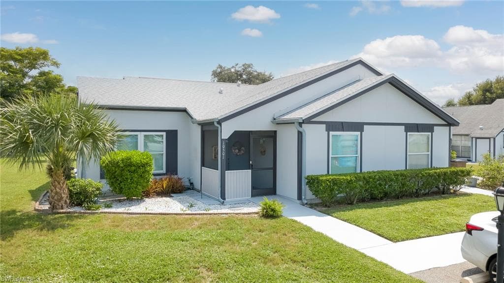10501 Arlingford BLVD LEHIGH ACRES, FL 33936