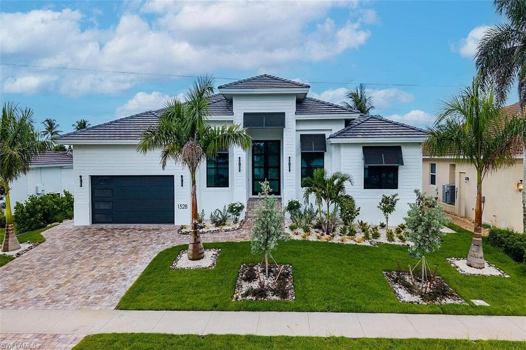 1528 Kingston CT N MARCO ISLAND, FL 34145