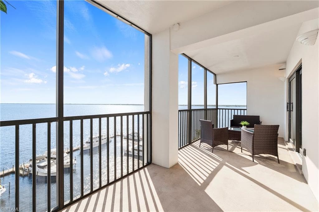 1920 Virginia AVE 902 FORT MYERS, FL 33901