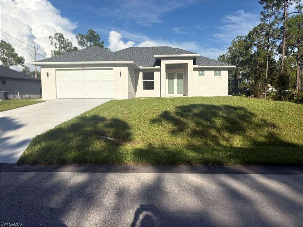 829 Downer AVE S LEHIGH ACRES, FL 33974