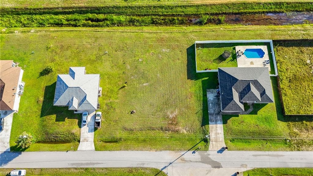 2300 Christopher AVE N LEHIGH ACRES, FL 33971