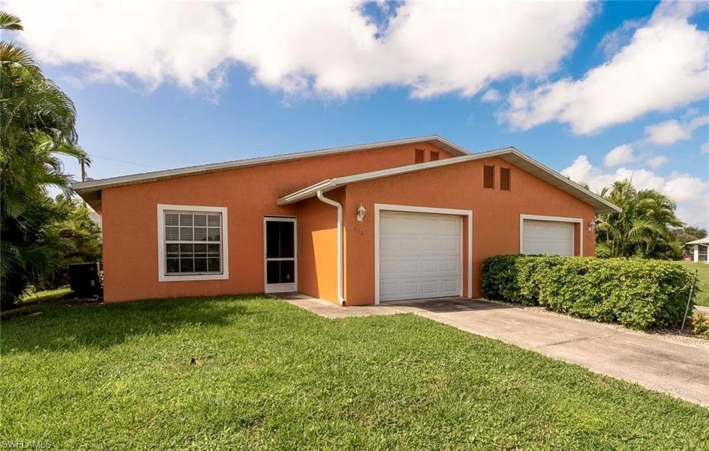 618 SE 9th ST CAPE CORAL, FL 33990