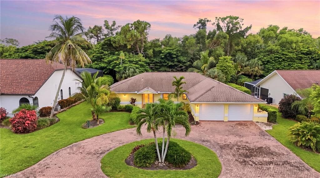 201 Palmetto Dunes CIR NAPLES, FL 34113