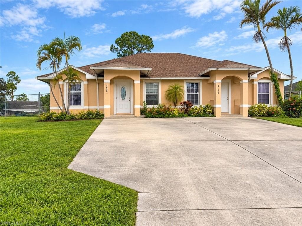 2438 George AVE S LEHIGH ACRES, FL 33973
