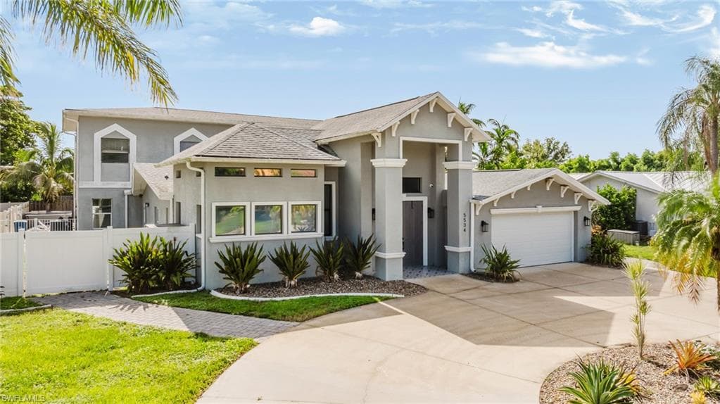 5534 Cognac DR FORT MYERS, FL 33919