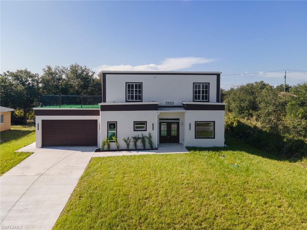 2523 69th ST W LEHIGH ACRES, FL 33971