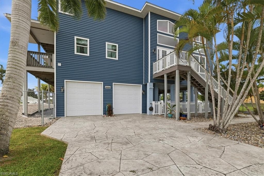5711 Linden LN BOKEELIA, FL 33922