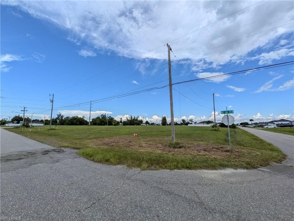 3601 Durden PKWY CAPE CORAL, FL 33993