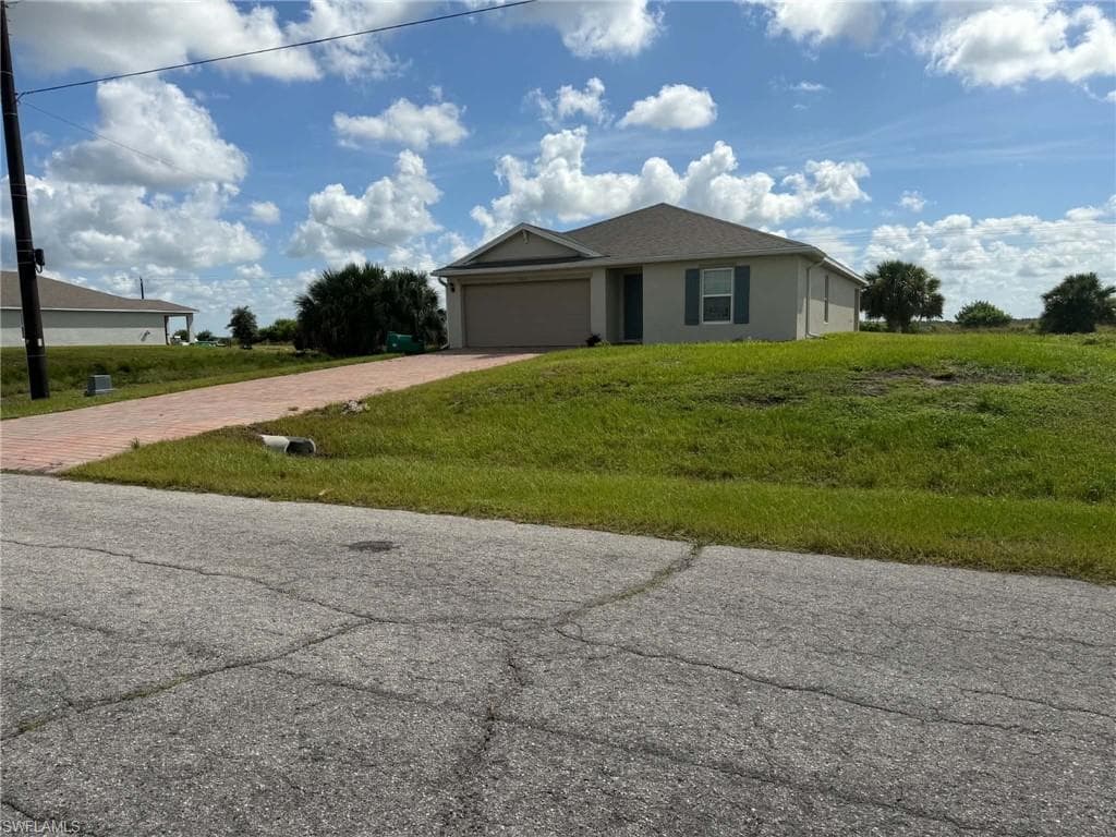 513 Ella Jean PL LABELLE, FL 33935