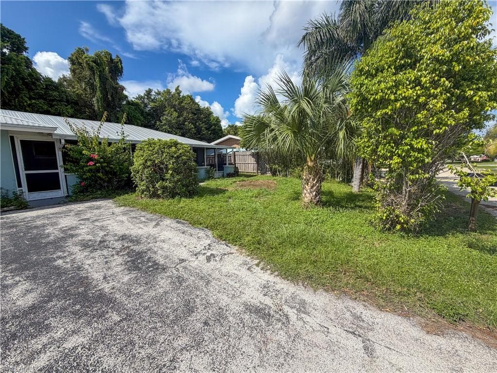 1034 Southdale RD FORT MYERS, FL 33919