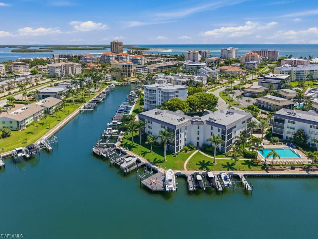 880 Huron CT 307 MARCO ISLAND, FL 34145