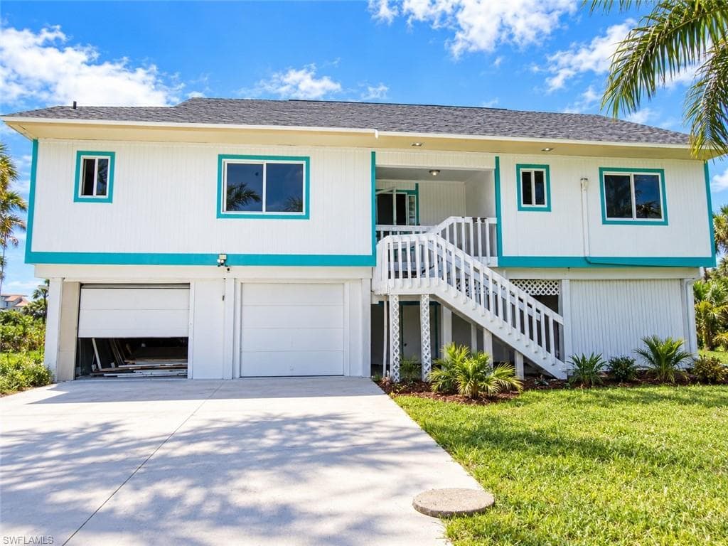 497 Lake Murex CIR SANIBEL, FL 33957