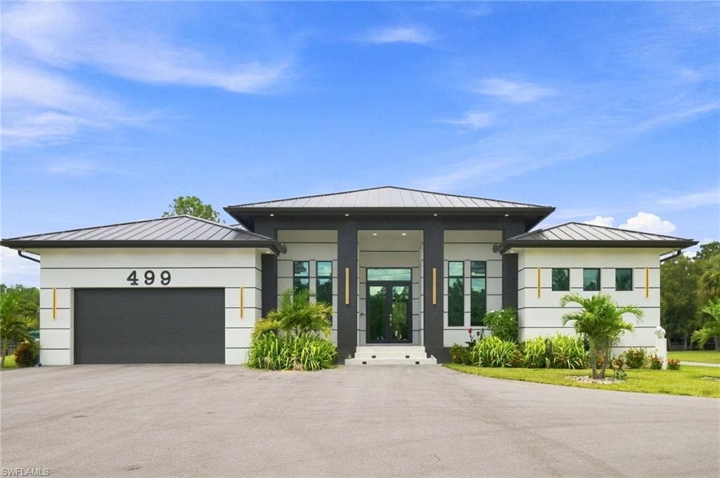499 Golden Gate BLVD E NAPLES, FL 34120
