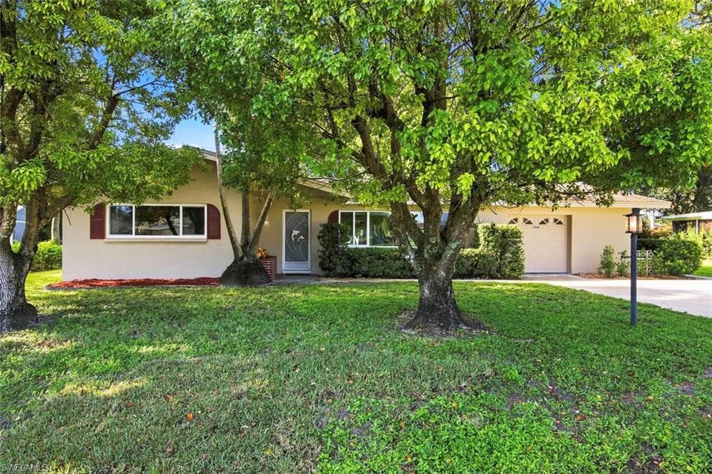 2248 Ivy AVE FORT MYERS, FL 33907