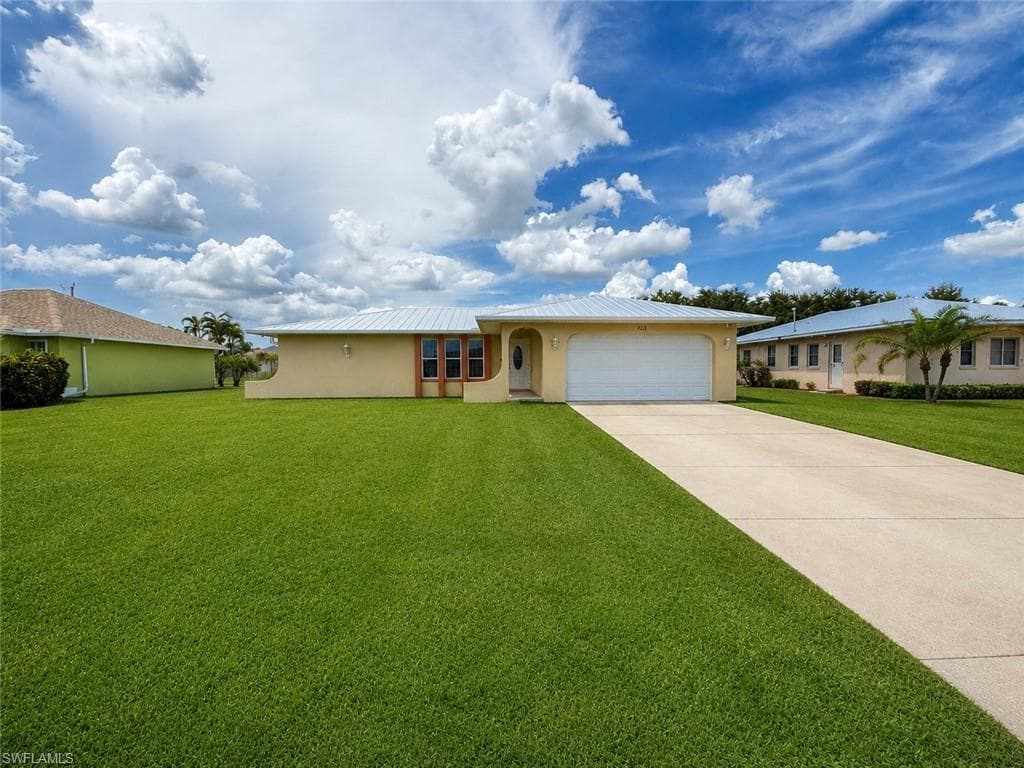 143 SE 29th ST CAPE CORAL, FL 33904