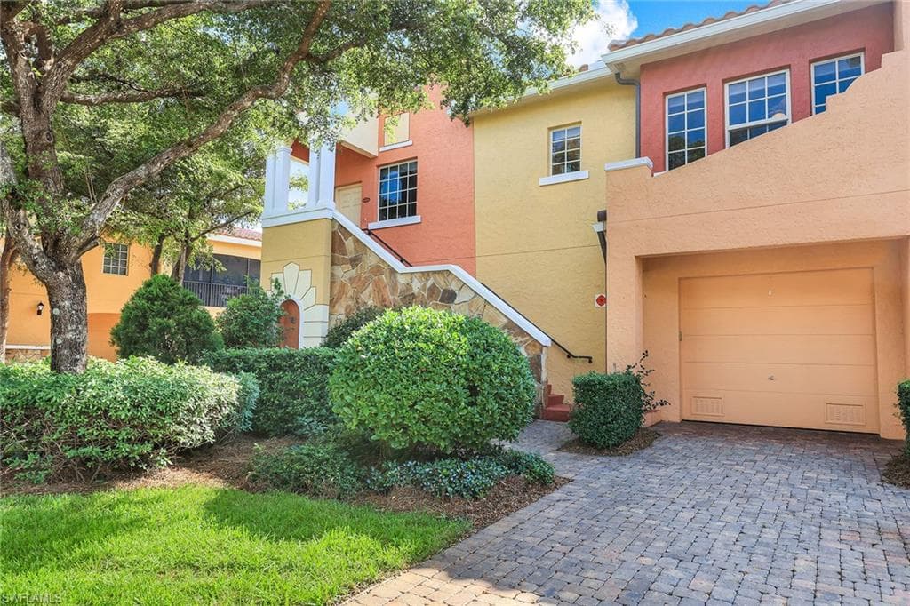 8617 Via Rapallo DR 202 ESTERO, FL 33928
