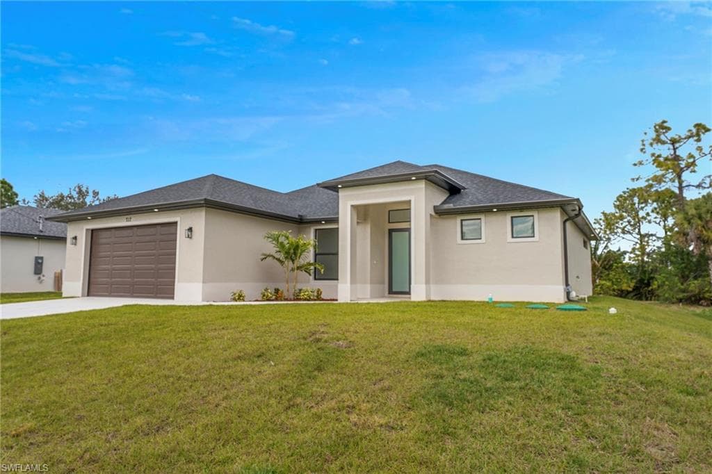 717 Theodore Vail ST E LEHIGH ACRES, FL 33974