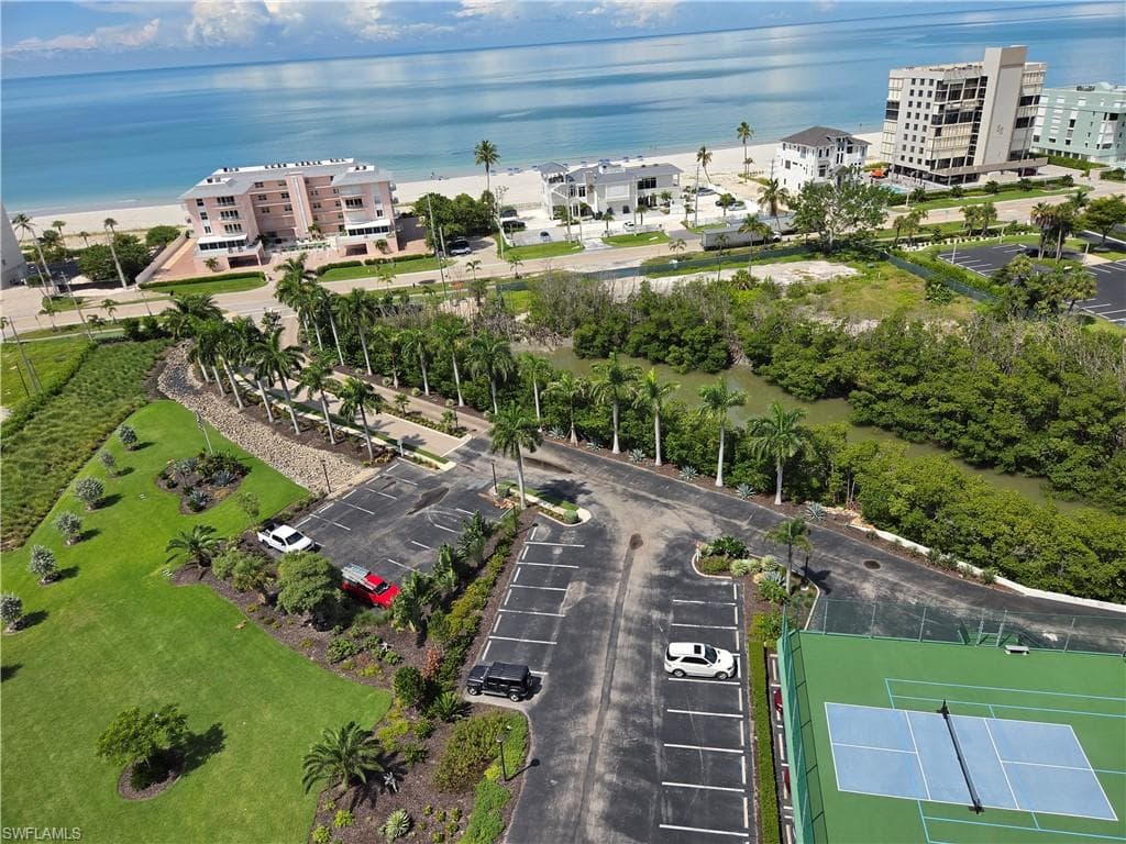 26235 Hickory BLVD 9A BONITA SPRINGS, FL 34134