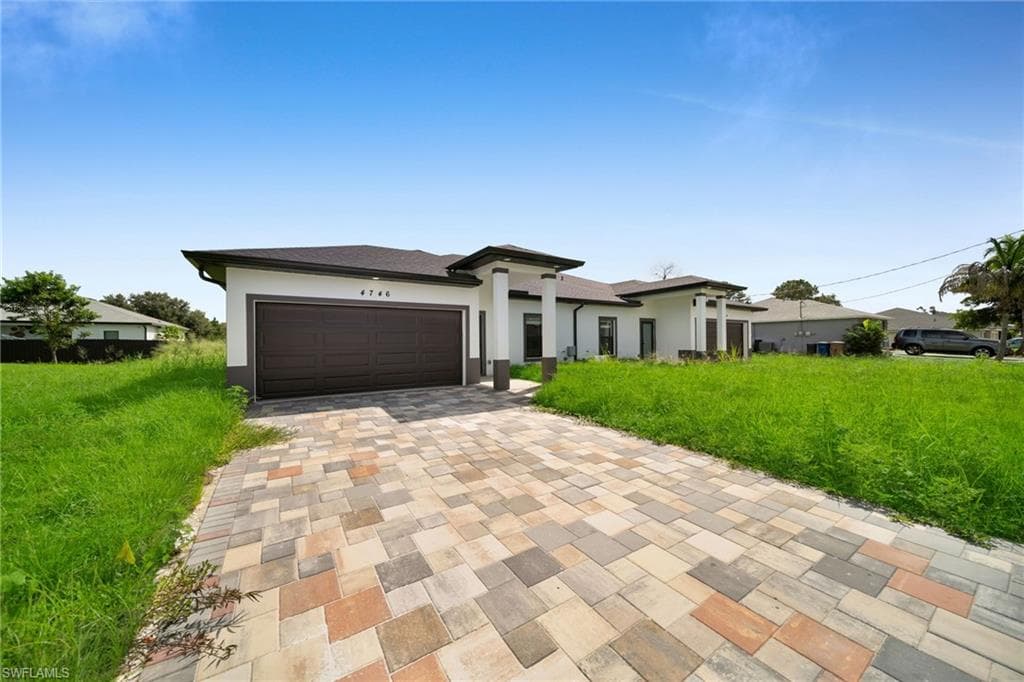 4746 27th St Sw LEHIGH ACRES, FL 33973