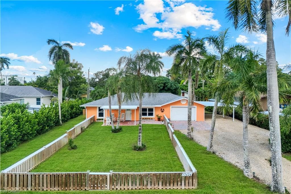 27624 Pullen AVE BONITA SPRINGS, FL 34135