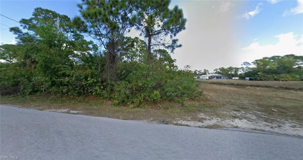 3102 16th ST W LEHIGH ACRES, FL 33971
