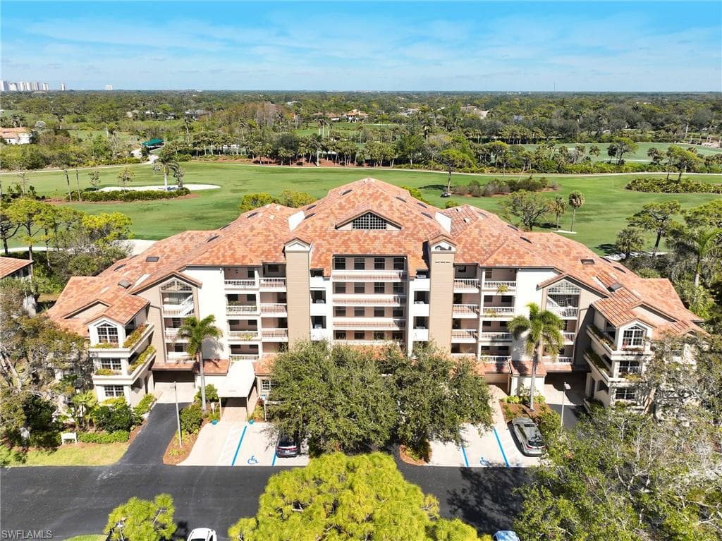 26890 Wedgewood DR 403 BONITA SPRINGS, FL 34134
