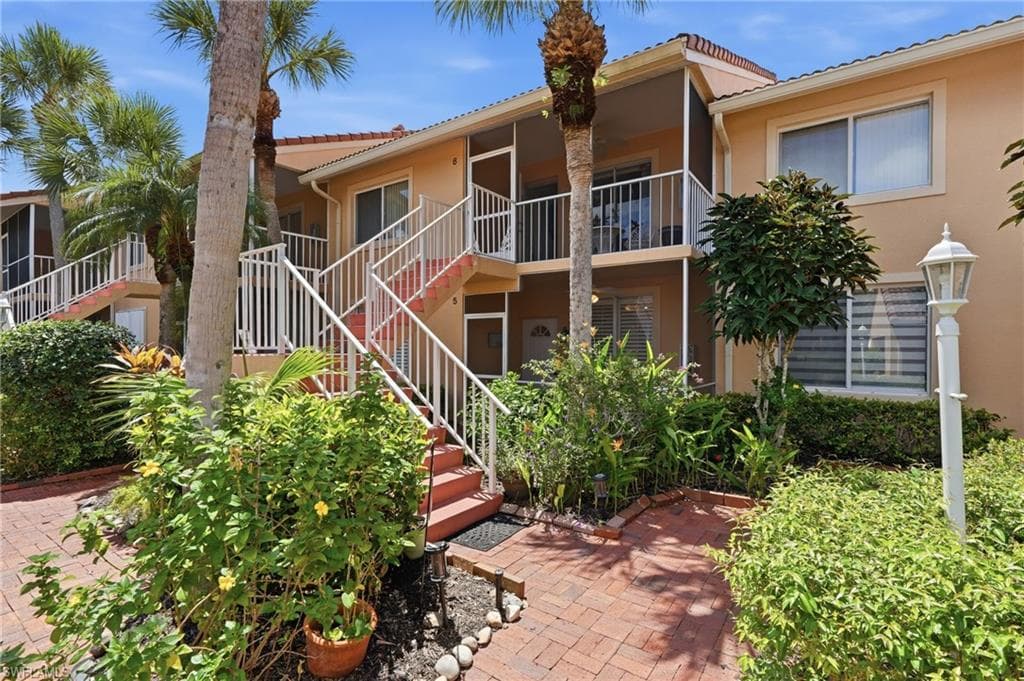 1615 Windy Pines DR 5 NAPLES, FL 34112