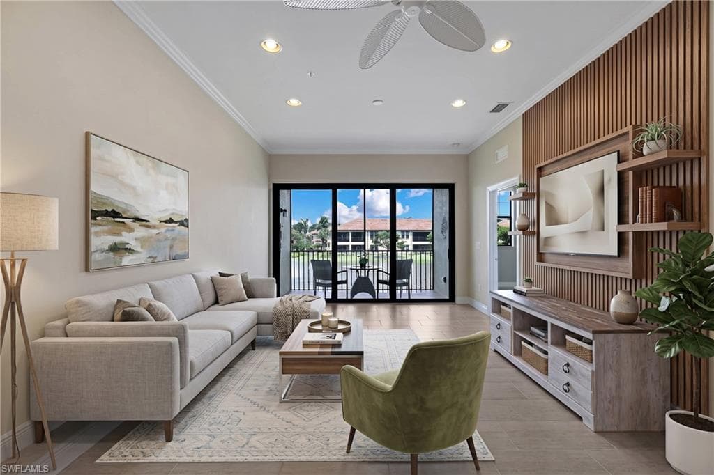 15114 Palmer Lake CIR 203 NAPLES, FL 34109