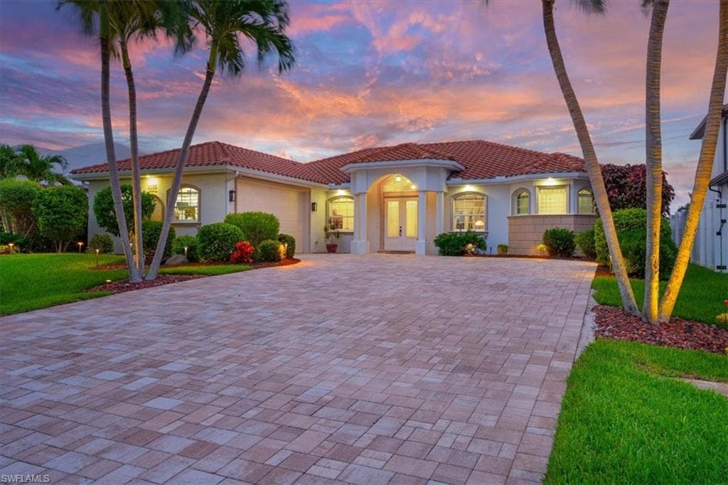 2825 SW 36th TER CAPE CORAL, FL 33914