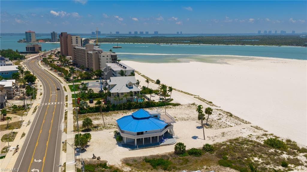 8246 Estero BLVD FORT MYERS BEACH, FL 33931
