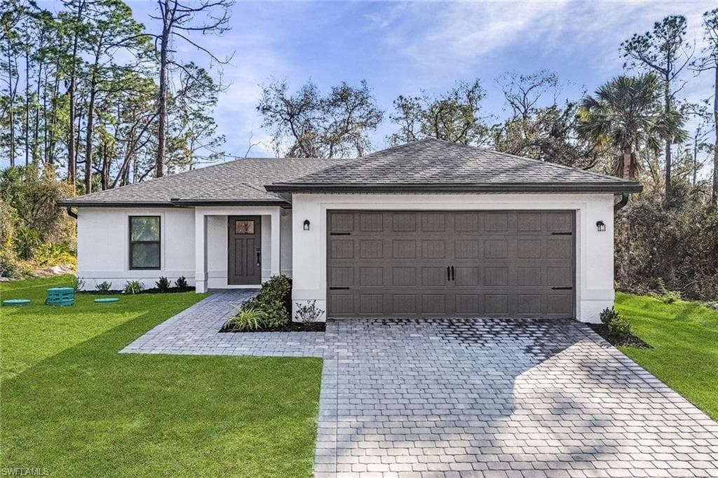 848 Gen D MacArthur AVE LABELLE, FL 33935